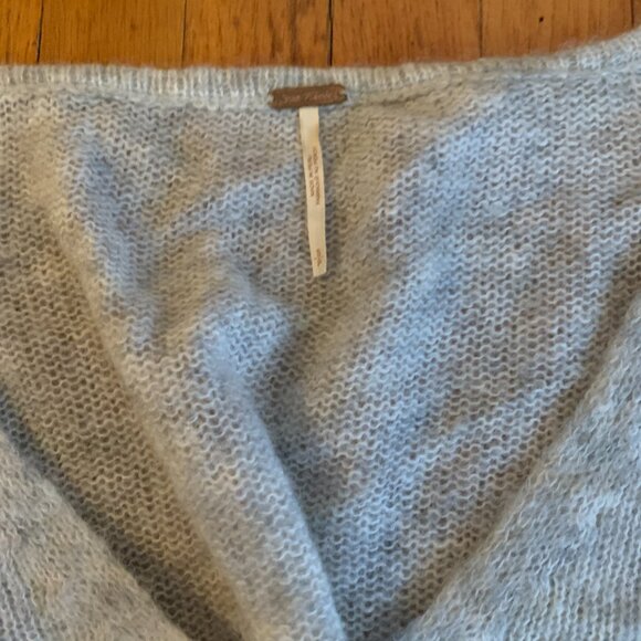 Free People Super Soft Deep V Alpaca and Wool Grey Sweater S - Picture 4 of 7